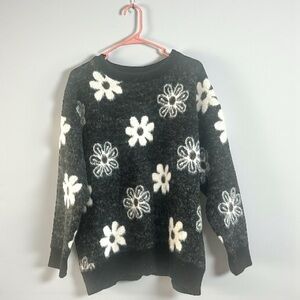 SHEIN Black and White Floral Sweater
